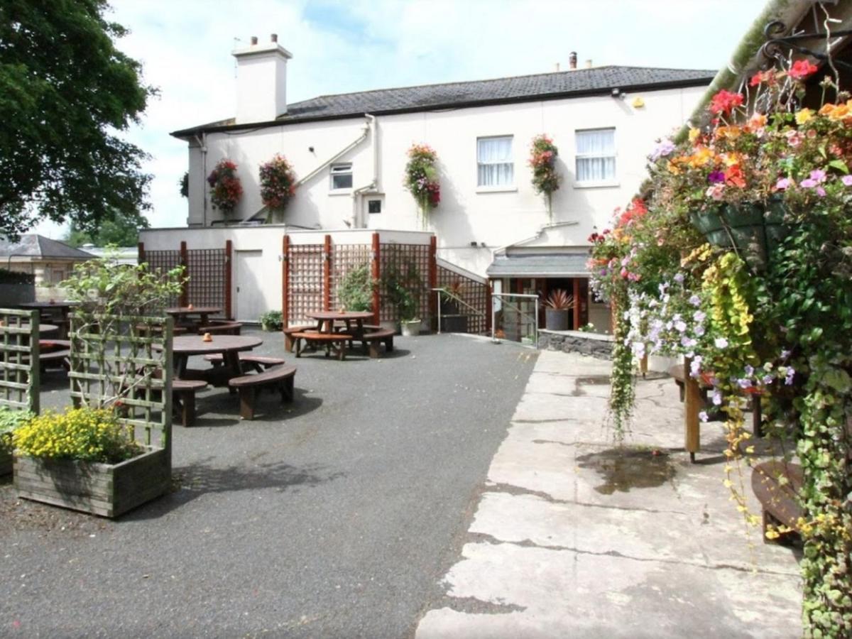 The Railway Inn Galmpton Buitenkant foto