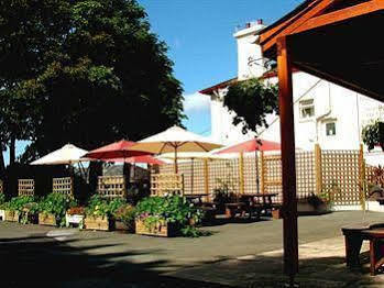 The Railway Inn Galmpton Buitenkant foto